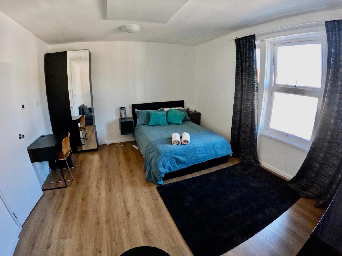 Lovely One Bedroom Flat London Bagian luar foto